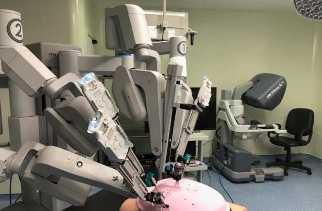 segurança cirurgia robótica